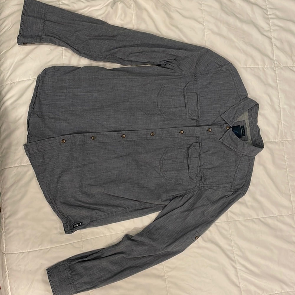 Classy/Casual Prana Button up shirt